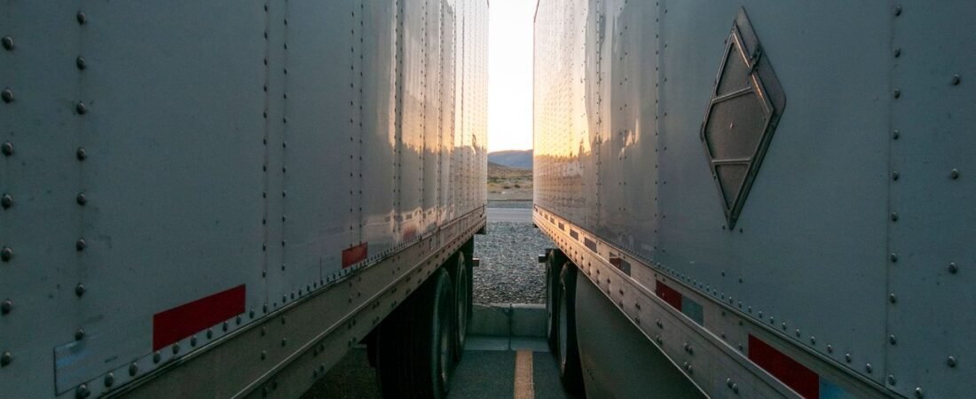 ECE R104 & US DOT-C2 Conspicuity Tape Standards for Commercial Trailers