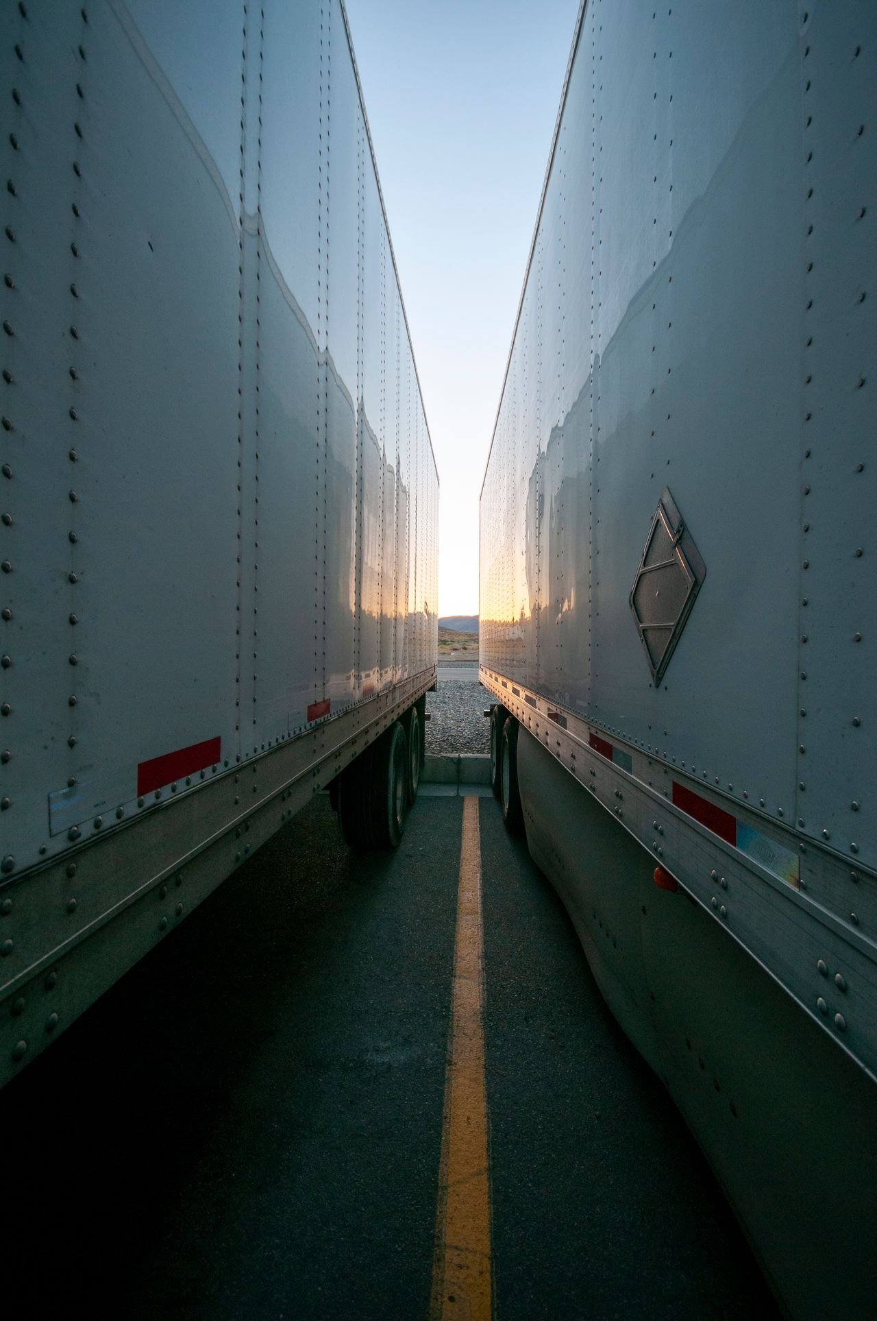 ECE R104 & US DOT-C2 Conspicuity Tape Standards for Commercial Trailers